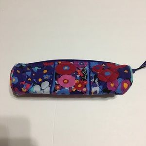 NWOT Vera Bradley On a Roll Case